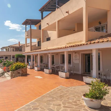 D4 - D2 By Interhome * Golfo Aranci