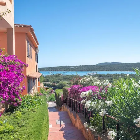 D4 - D2 By Interhome Apartment Golfo Aranci